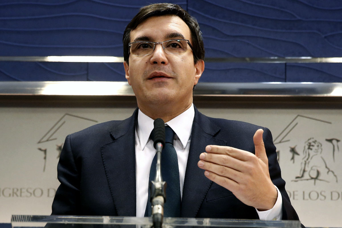 José Luis Ayllón, secretario de Estado de Relaciones con las Cortes, en rueda de prensa.