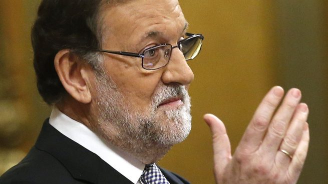 Rajoy prepara al PP para la campaña: convenciones, actos a nivel provincial y reuniones con alcaldes