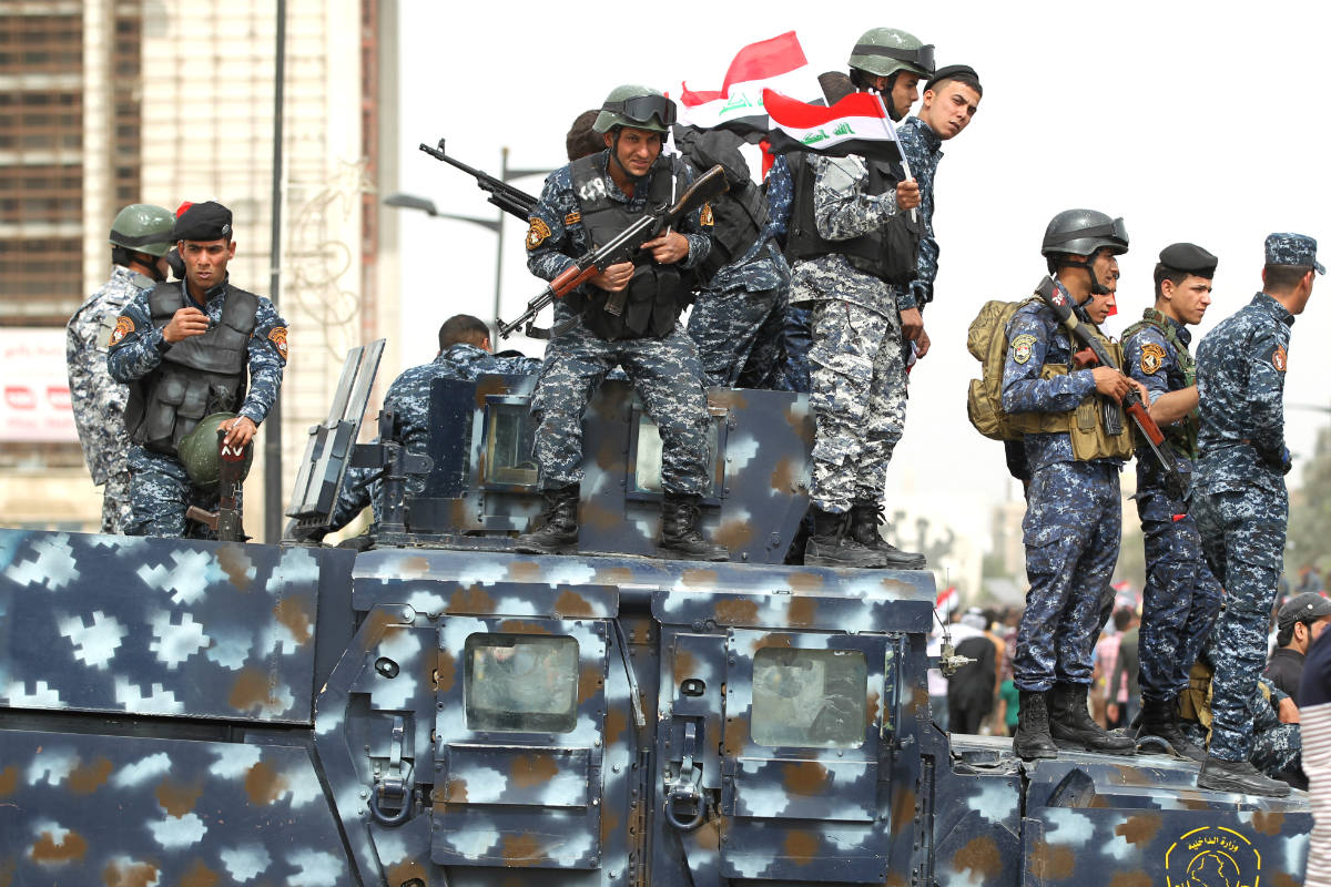 Efectivos del ejército irakí en las calles de Bagdad. (AFP)