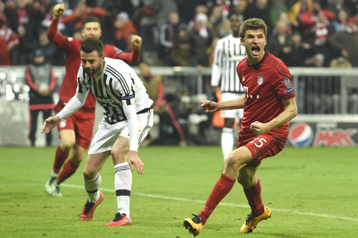 Müller celebra el gol del empate del Bayern ante la Juve. (AFP)