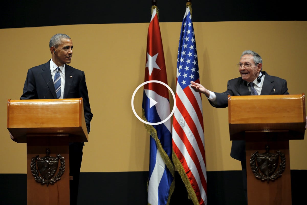 Raúl Castro, airado, respondiendo al periodista ante un estupefacto Obama. (Foto: Reuters)