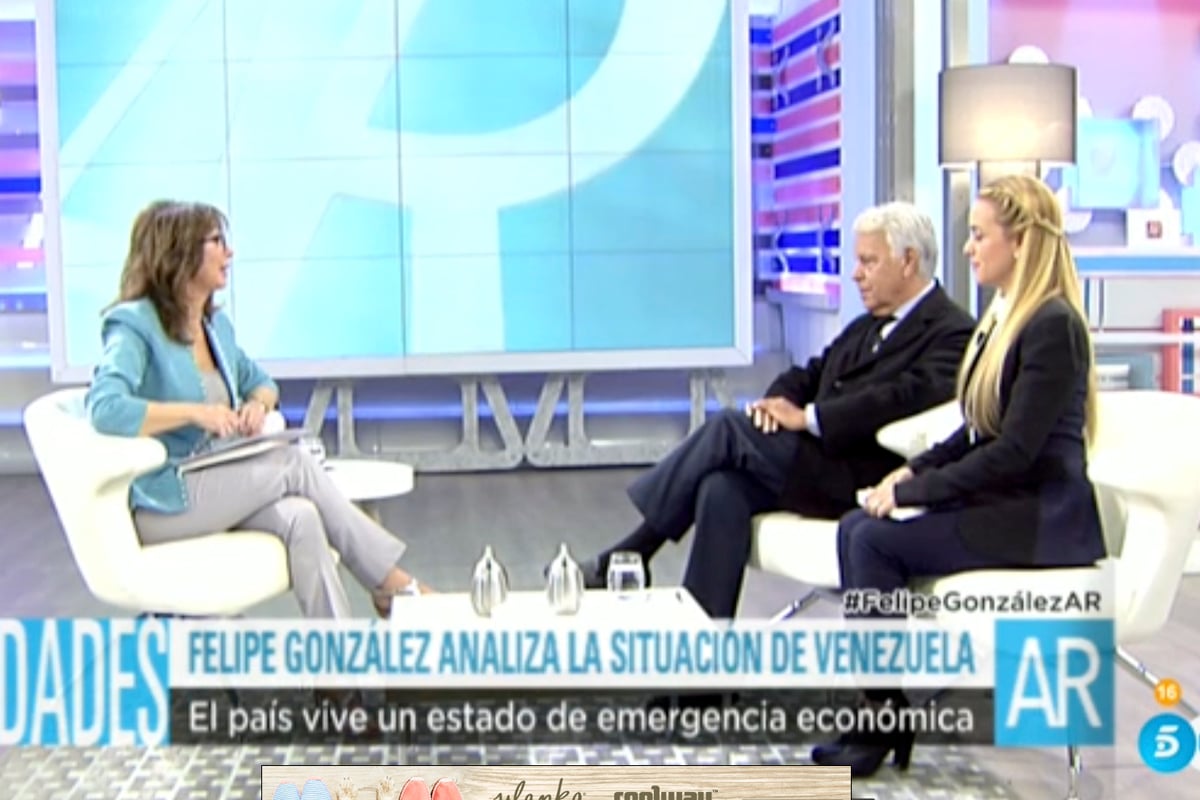 Ana Rosa Quintana con Felipe González y Lilian Tintori.