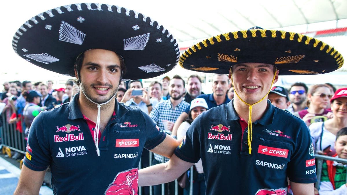 Verstappen, junto a Carlos Sainz en el Gran Premio de México. (Getty)