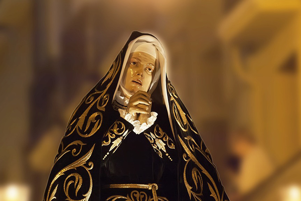 Imagen de la Virgen Dolorsa insultada ayer en Pamplona.