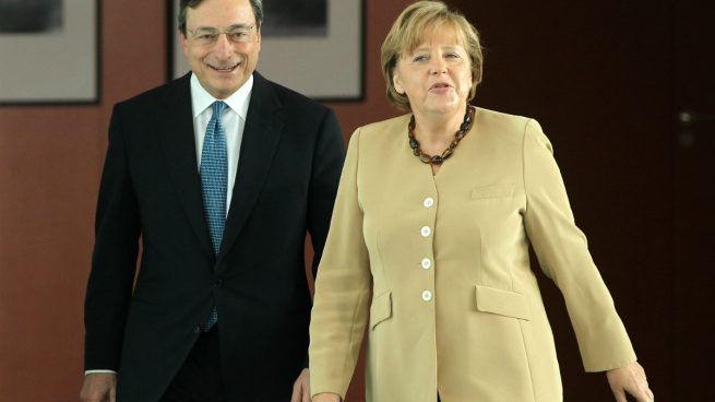 Mario Draghi y Angela Merkel (Foto: GETTY).