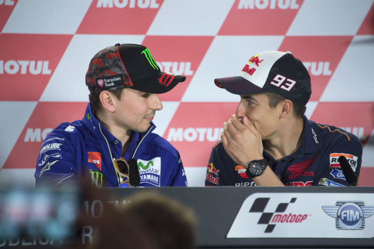 Márquez y Lorenzo estarán en desventaja contra Rossi. (Getty)