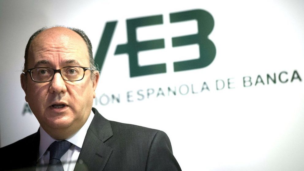 El presidente de la Asociación Española de Banca (AEB), José María Roldán. (Foto: EFE)