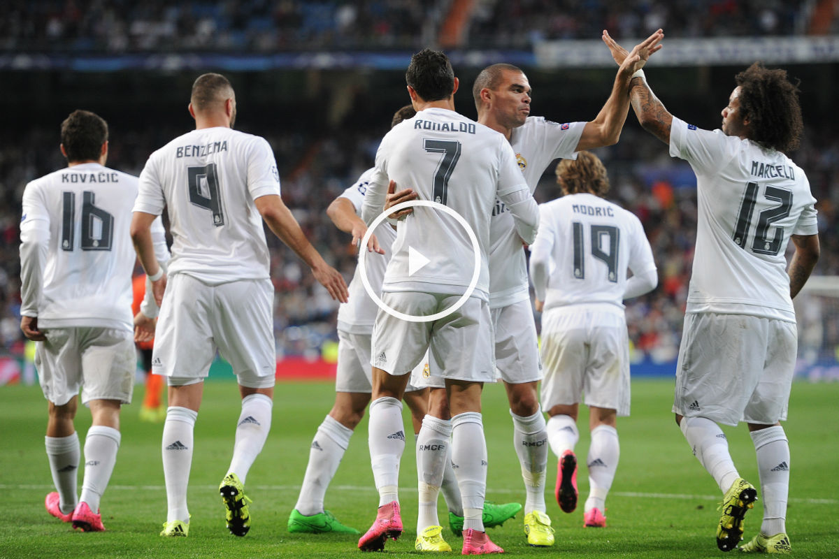 Los jugadores del Real Madrid celebrando un gol