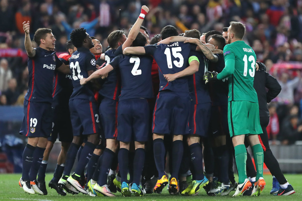 Los jugadores del Atlético celebran el pase a semifinales. (AFP)