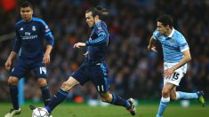 Bale realiza una galopada ante Jesús Navas. (Getty)