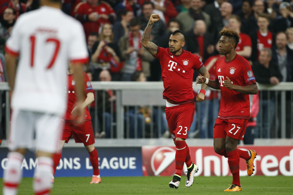 Arturo Vidal marcó el gol del triunfo del Bayern. (AFP)
