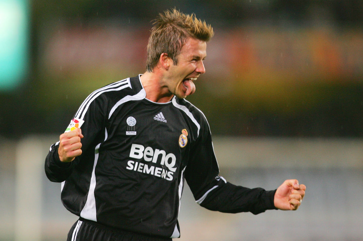 Beckham celebra un gol en Anoeta en la temporada 2006/07. (AFP)