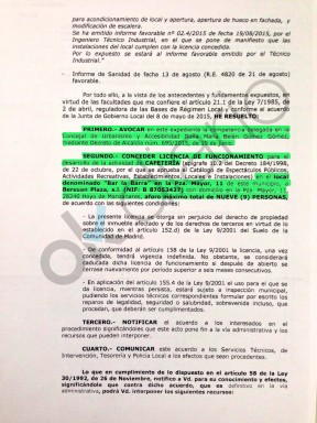 Decreto del alcalde de Hoyo de Manzanares para conceder la Licencia de actividad al bar.