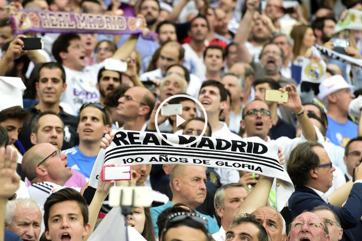 La afición del Real Madrid quiere la remontada. (AFP)