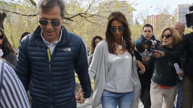 Lorena, la mujer obsesionada con Paco González, llevaba una sábana «como para trasladar un cadáver» el día de su detención