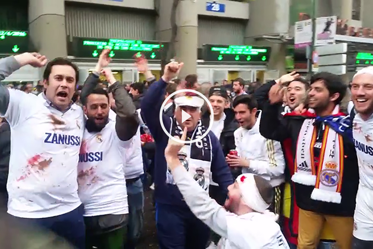 Aficionados del Real Madrid antes del partido contra el Wolfsburgo.