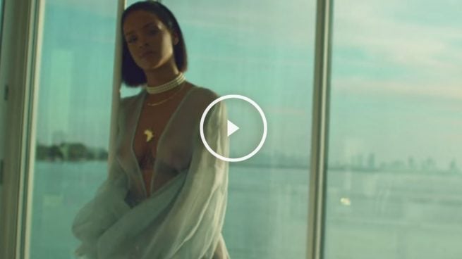 Rihanna se desnuda en su último y polémico videoclip