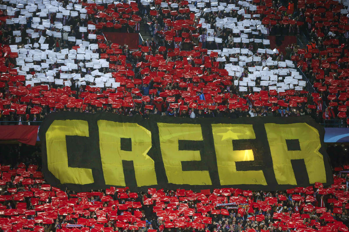 El mosaico del Calderón ante el PSV. (Reuters)