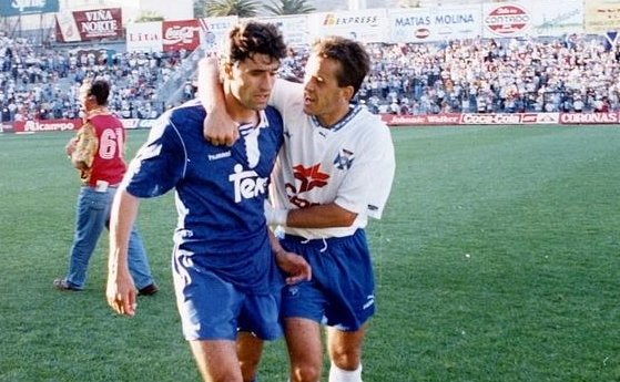 Estebaraz y Míchel en el Rodríguez López. (Pinterest)