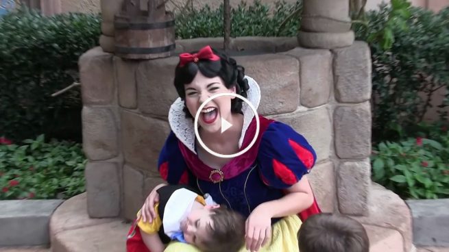 Niño autista y Blancanieves