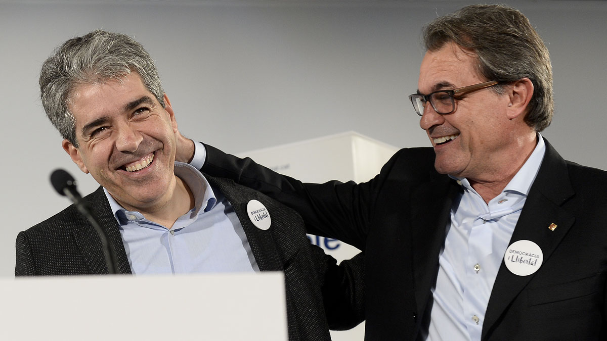 Francesc Homs y Artur Mas. (Foto: AFP)