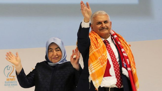 Erdogan coloca a Yildirim como primer ministro para preparar un sistema más presidencialista en Turquía