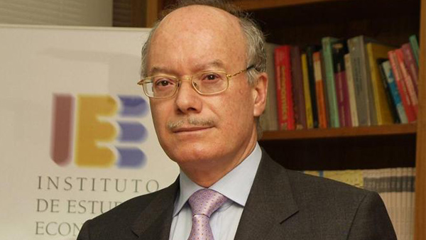 El presidente del Instituto de Estudios Económicos, José Luis Feito.