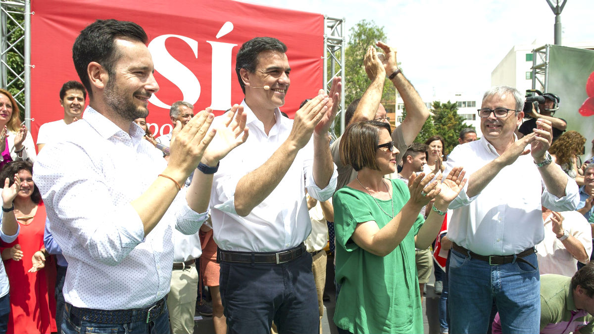 Pedro Sánchez en el acto del PSOE este sábado en Ibiza (Foto: Efe).