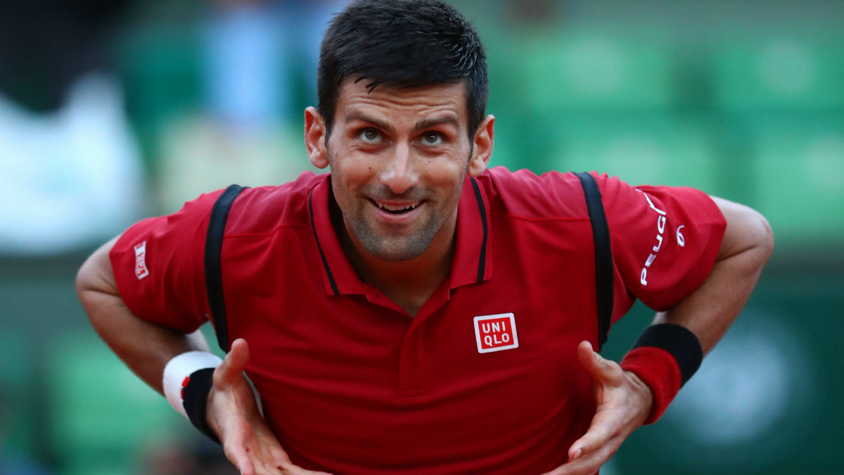 Djokovic en un partido de Roland Garros