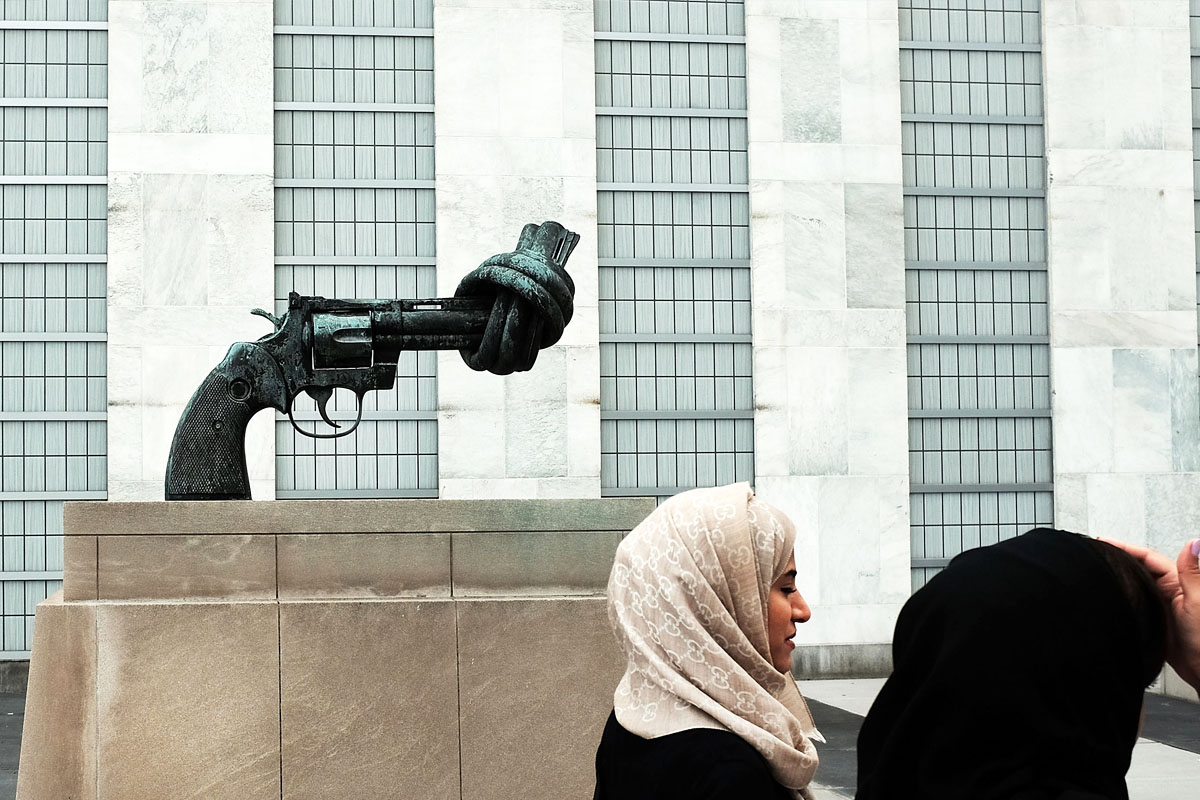 Escultura de Carl Fredrik Reuterswärd en la sede de la ONU en Nueva York. (Foto: AFP)