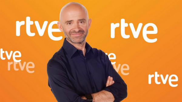 Antonio Lobato, en una imagen promocional con RTVE.