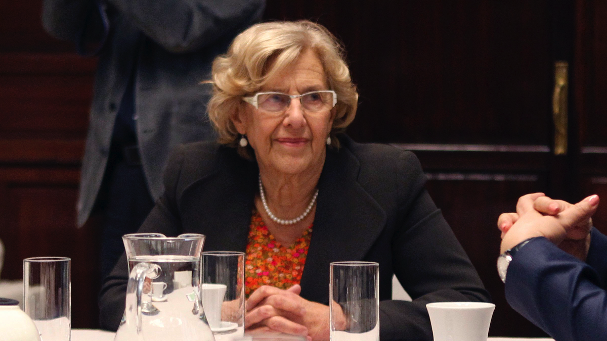 La exjueza Carmena en una reunión. (Foto: Madrid)