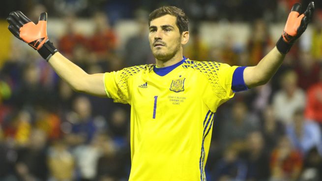 iker-casillas-psg-oporto