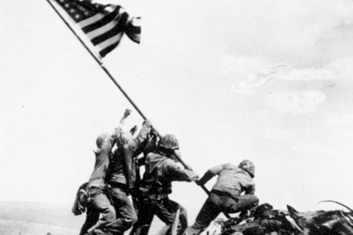 Legendaria foto de Iwo Jima, tomada en 1945 por Joe Rosenthal.