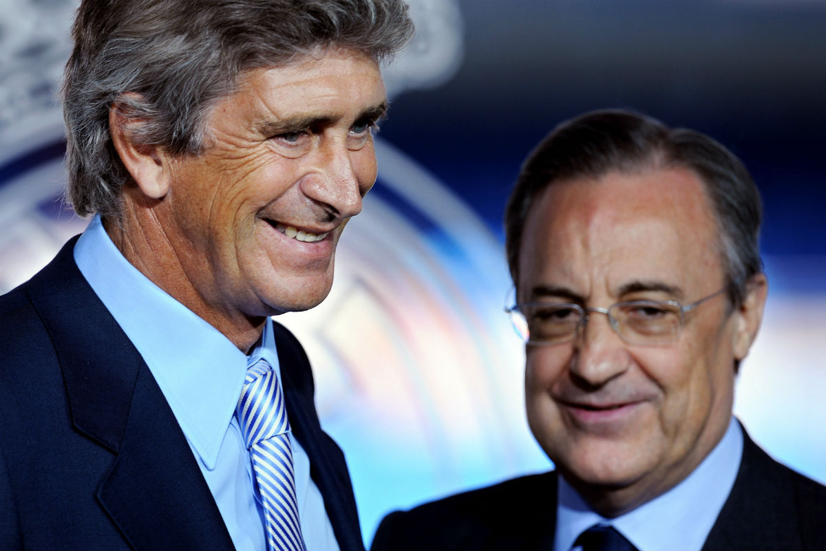 Manuel Pellegrini, con Florentino Pérez el día de su presentación. (Getty)