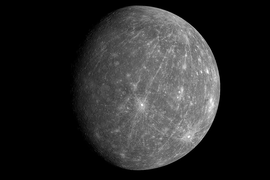 Mercurio es el planeta más pequeño del Sistema Solar, con un diámetro de 4.780 km tarda sólo 88 días en dar la vuelta al Sol. (Foto: AFP)