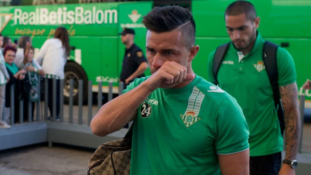 Rubén Castro, antes de un partido de Liga contra la Real Sociedad. (Getty)
