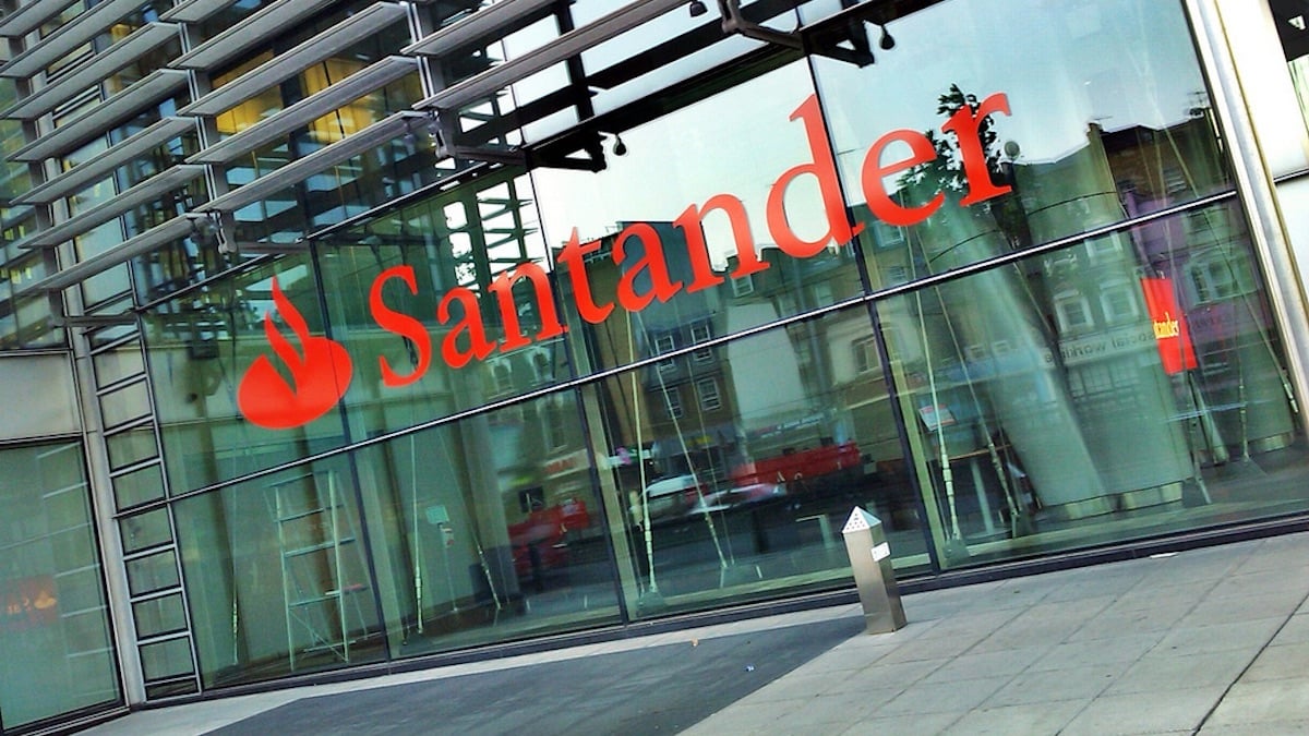 Ciudad Financiera del Santander, sede del banco en Boadilla del Monte (Madrid).