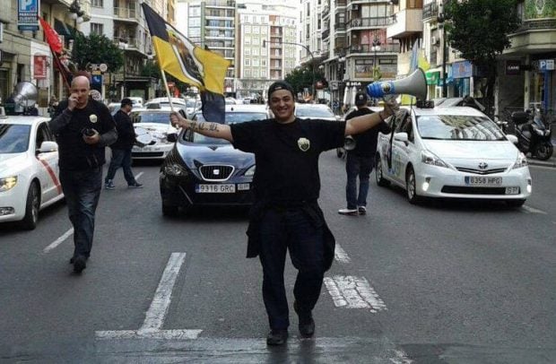 Alberto Álvarez "Tito" en una protesta contra la liberalización del sector del taxi