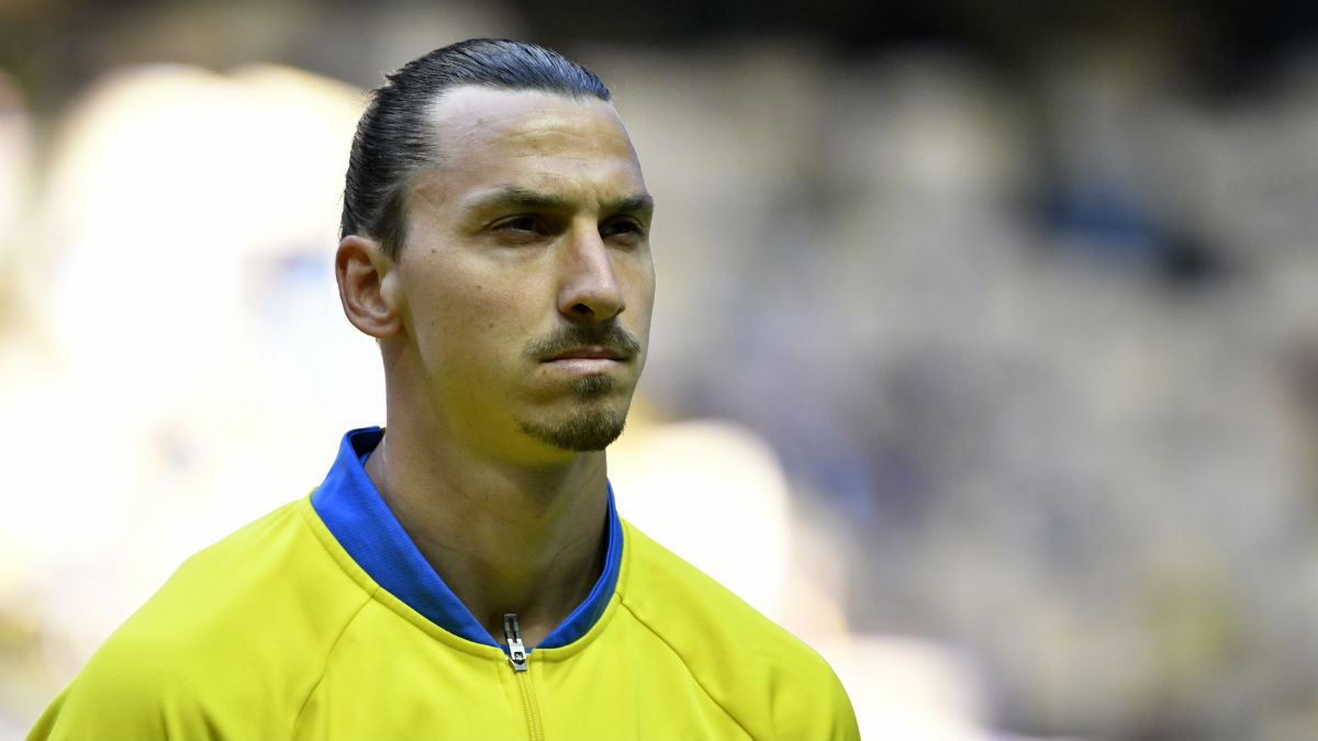 Zlatan Ibrahimovic en un partido con Suecia