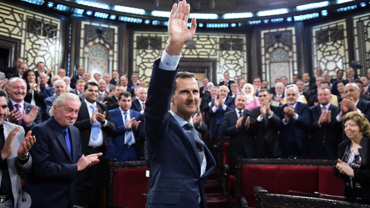 Bashar al Assad en el remozado parlamento de Damasco (Foto: Reuters)