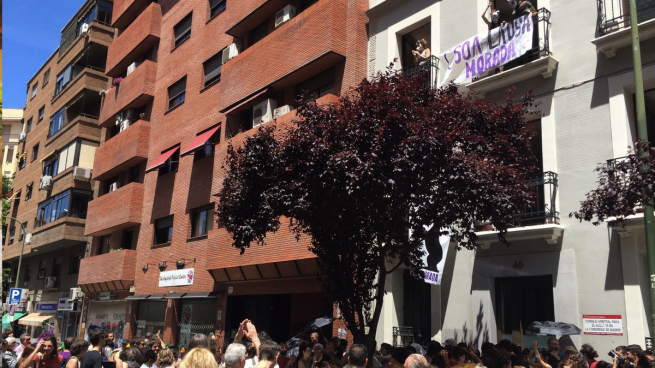 La Policía logra frenar un nueva okupación de Podemos en Madrid tras escasas horas de usurpación