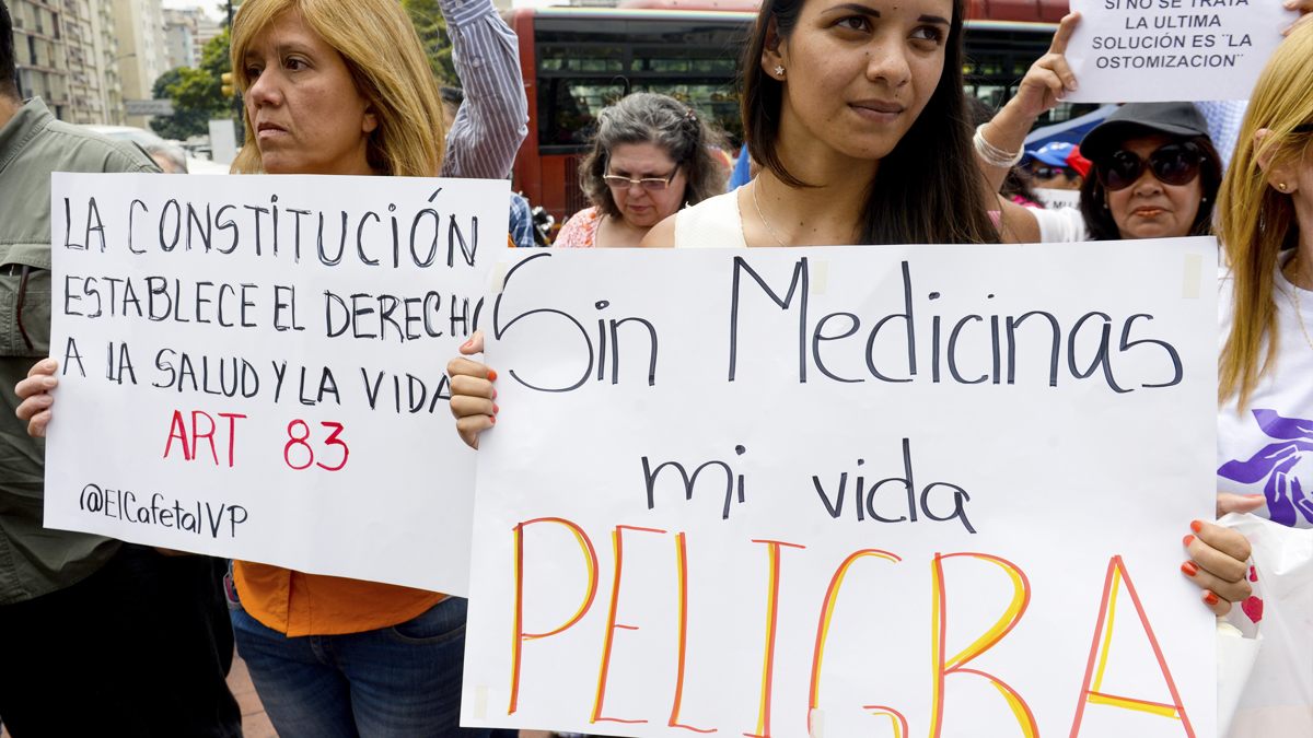 Protestas en las calles por la crisis sanitaria. (Foto: AFP)