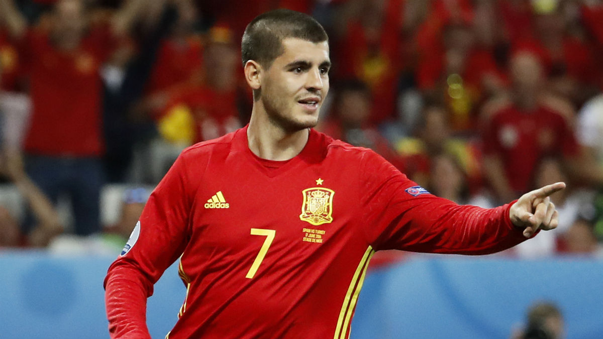 Morata celebra un gol a Turquía. (Reuters)