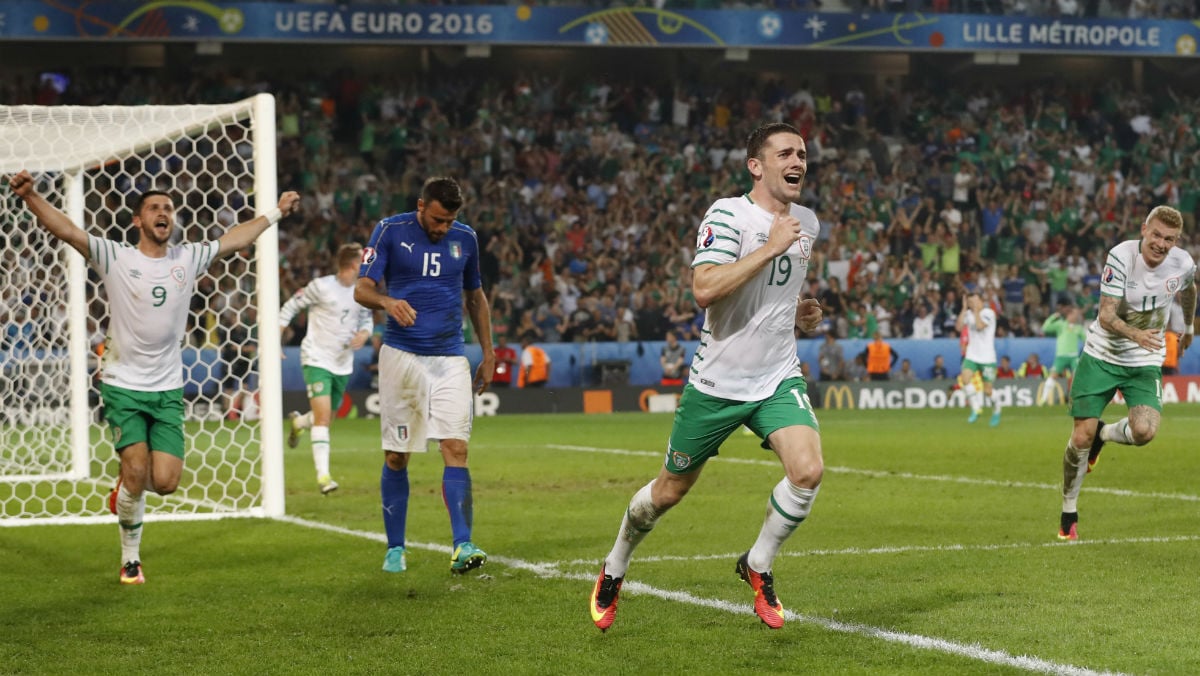 Brady celebra el gol del triunfo ante Italia. (Reuters)