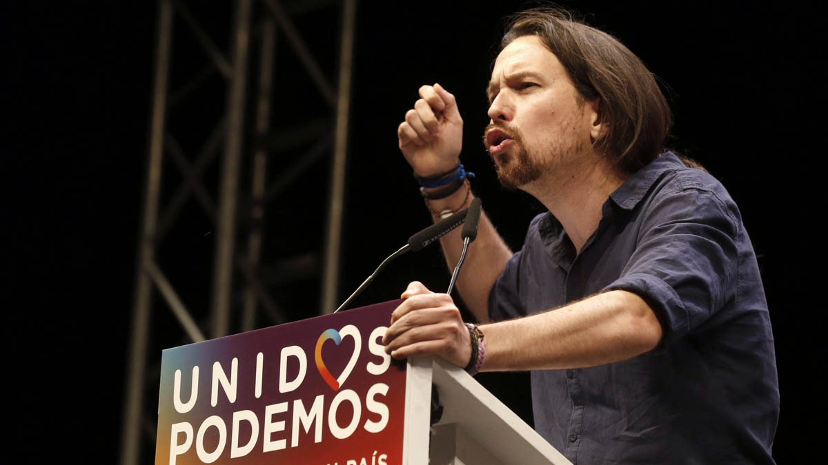 Pablo Iglesias en un mitin de campaña (Foto: EFE)