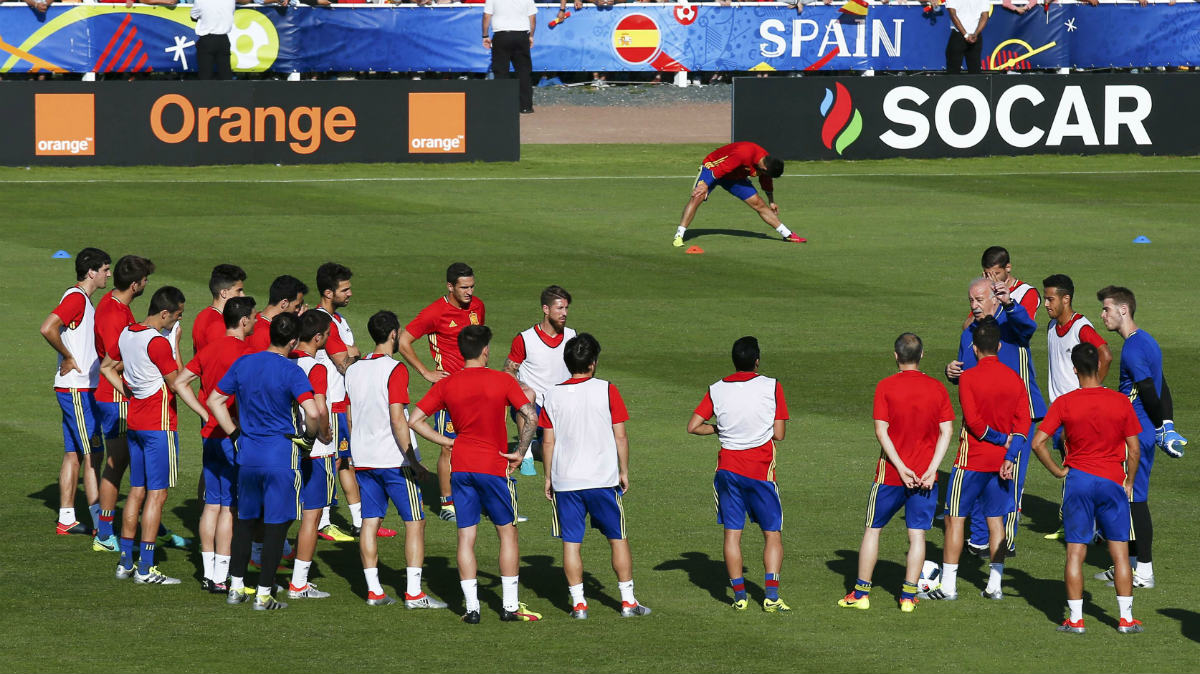 Los jugadores de la selección, en un entrenamiento. (Reuters)