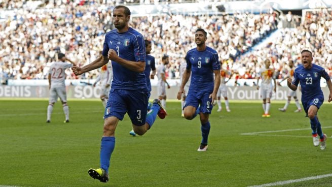 chiellini-gol-italia-españa-eurocopa