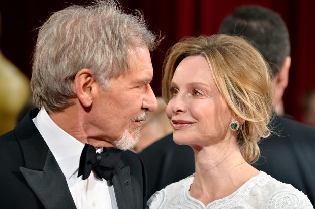 HOLLYWOOD, CA - MARCH 02: Actors Harrison Ford (L) and Calista Flockhart attend the Oscars held at Hollywood & Highland Center on March 2, 2014 in Hollywood, California. (Photo by Frazer Harrison/Getty Images)