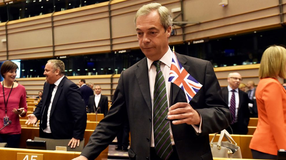 Nigel Farage en la Comisión Europea. (Foto: Reuters)